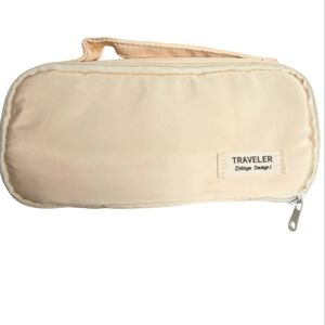 ``P25722 NWT Traveler Zhibige Design Large Pencil Carrier